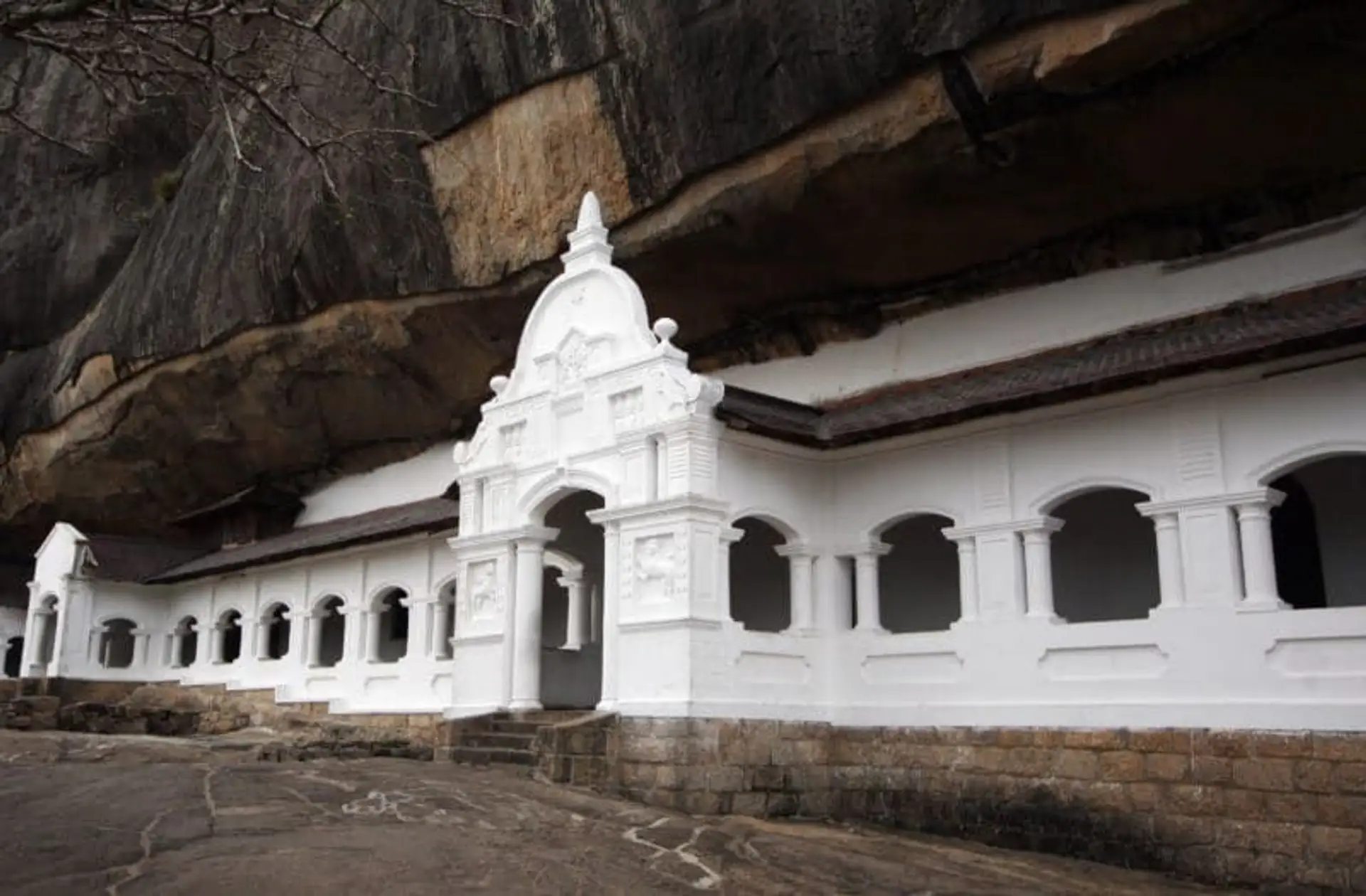 urlaub-in-sri-lanka-der-hoehlentempel-von-dambulla.htm