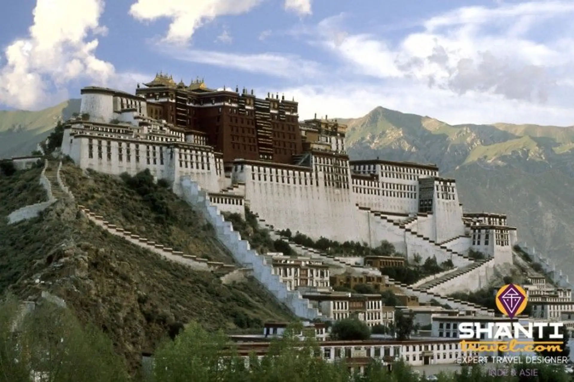 visite-du-tibet-le-potala-palace-lhassa.htm
