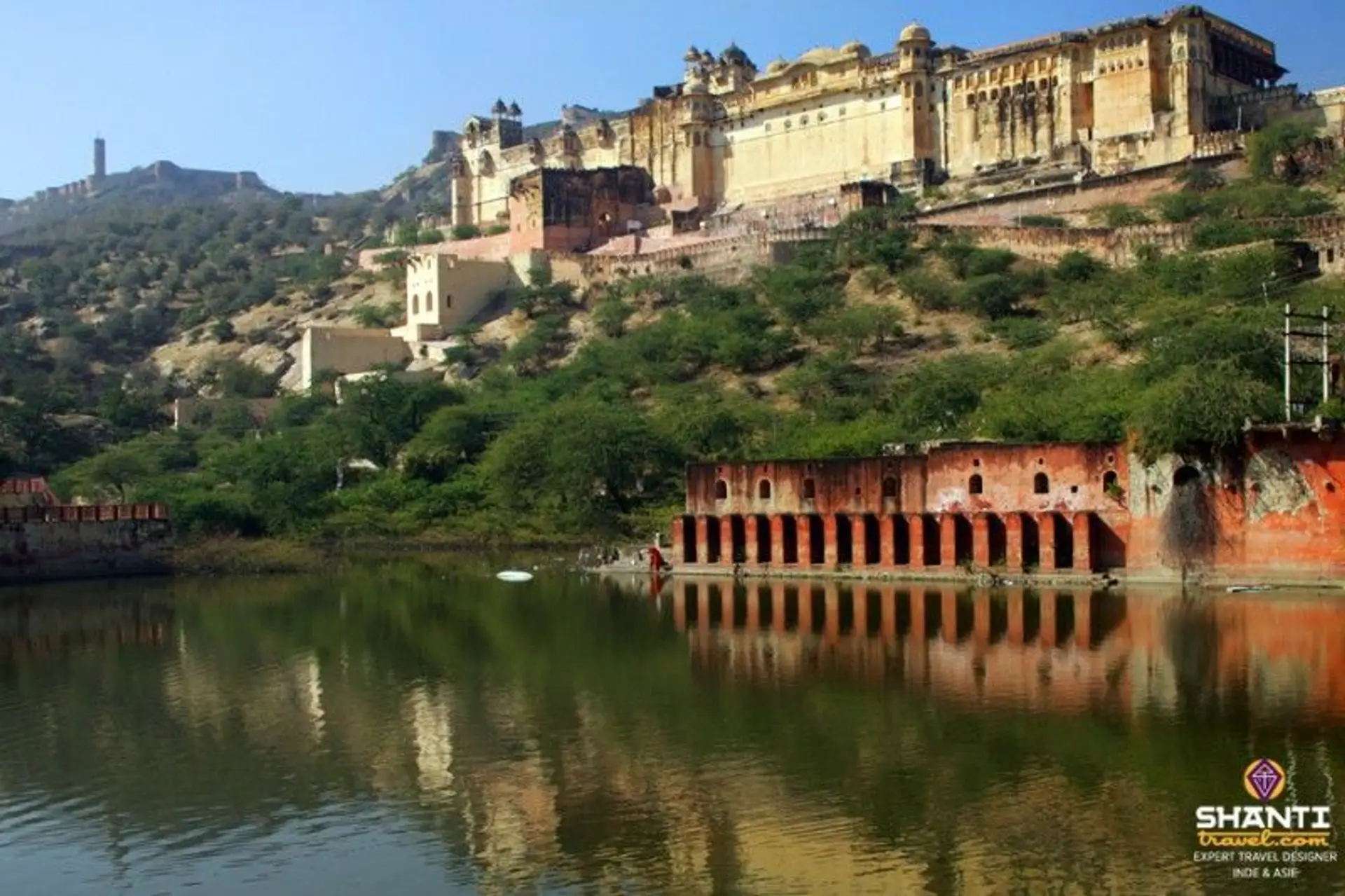 Travel in Asia - The Amber Fort in Rajasthan, India, overlooking the Maota Lake
