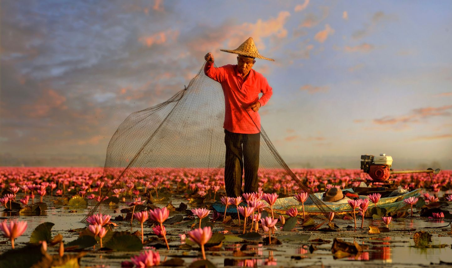 laos-fisherman