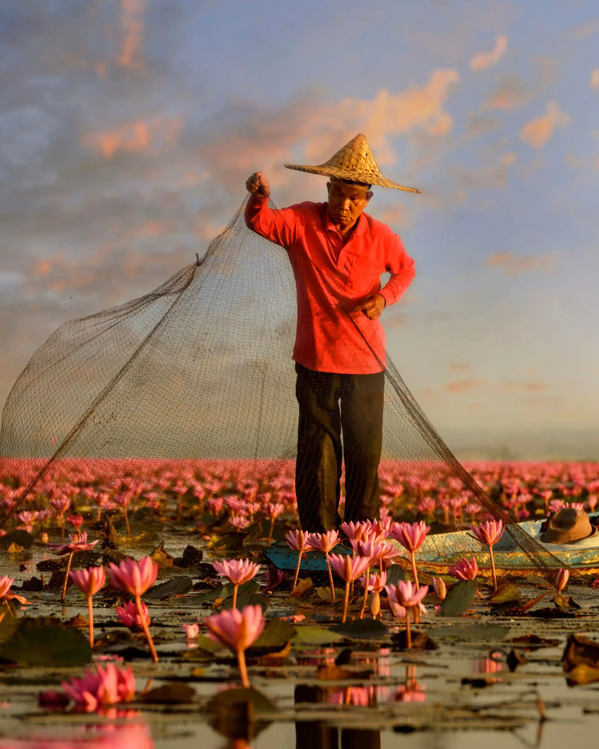 laos-fisherman