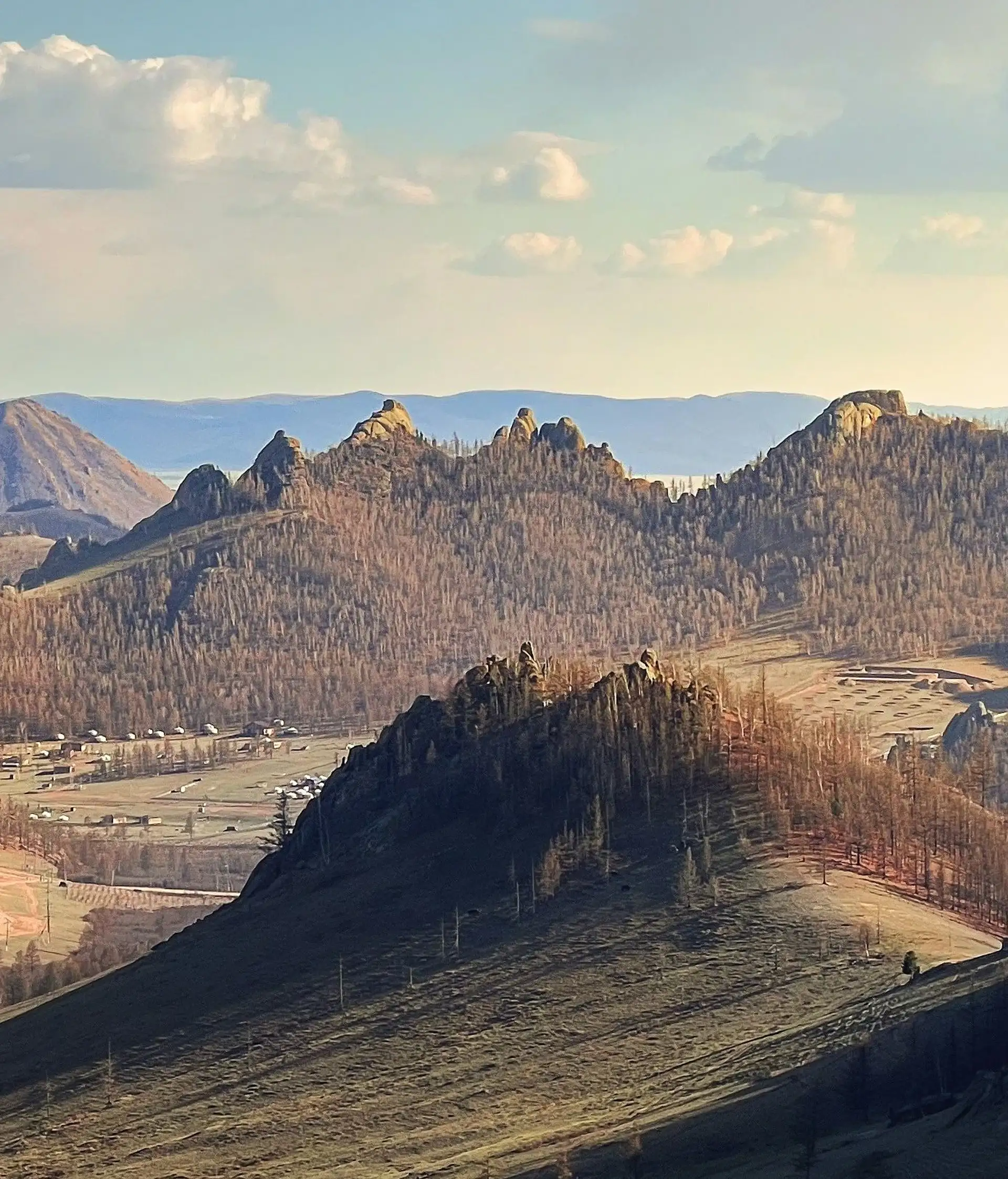Sommets granitiques et vallées boisées du parc national de Gorkhi-Terelj