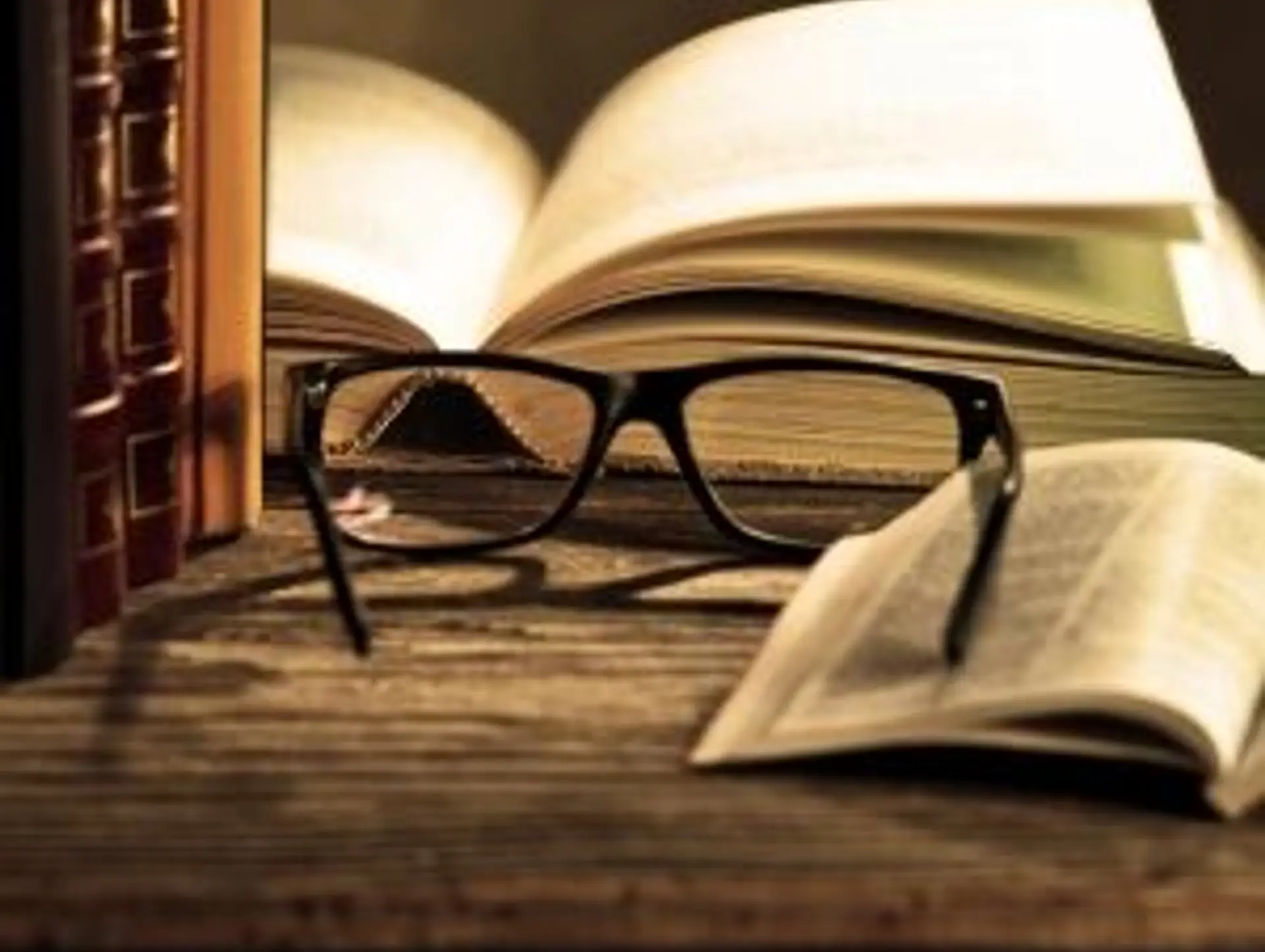 Books About India: What to Read Before Your Trip