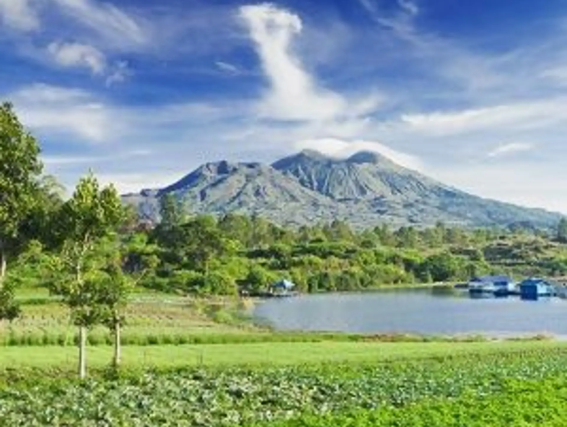 Cultural Dos and Don’ts in Indonesia