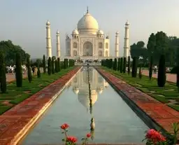 Travel in Asia - Classic view of the Taj Mahal in North India