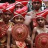 Voyage en Asie - Diversité des ethnies en Inde du Sud : Dravidiens, Badagas, Todas, Kurumbas, Kotas et Paniyas avec leurs traditions et modes de vie riches.