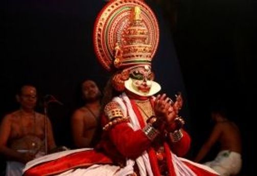 Voyage en Asie - Diversité religieuse en Inde du Sud : temples hindous, mosquées anciennes, églises historiques et pratiques spirituelles