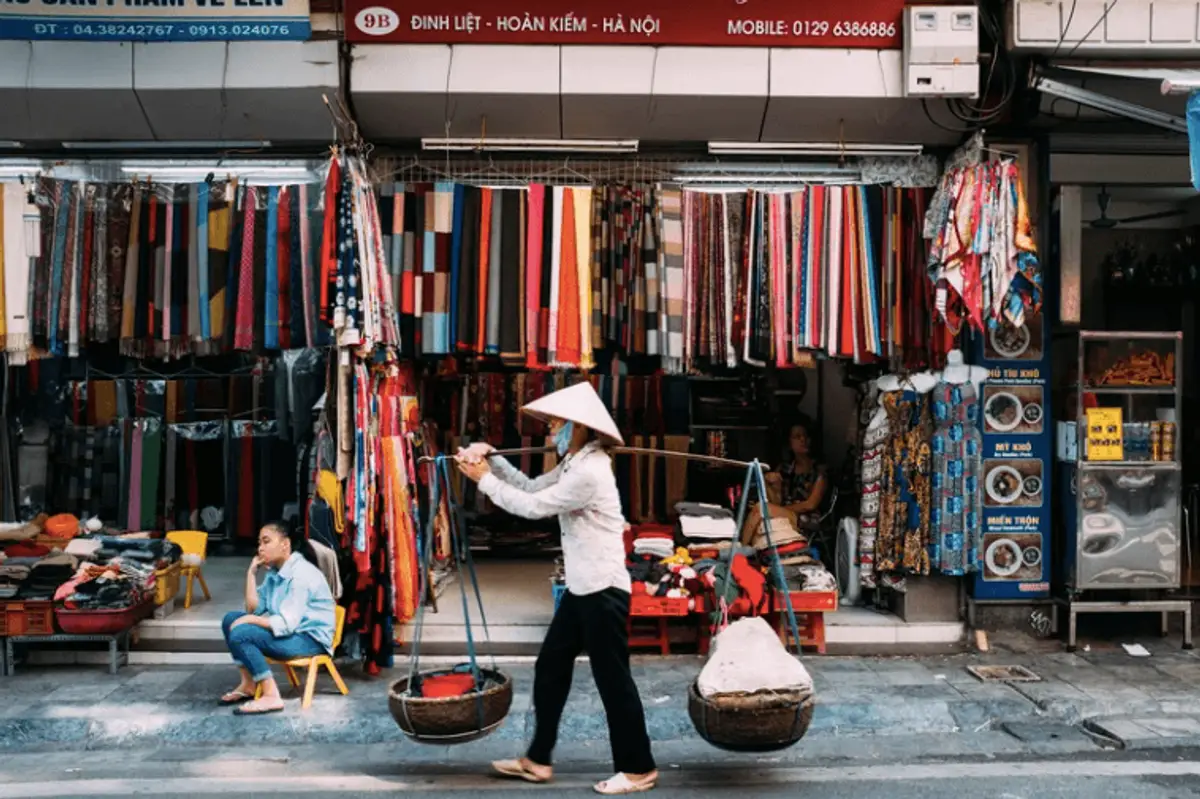 Voyage en Asie — Panoramique des vallées désertiques et sommets himalayens du Ladakh, immersion trekking conçue avec notre expertise locale — Shanti Travel