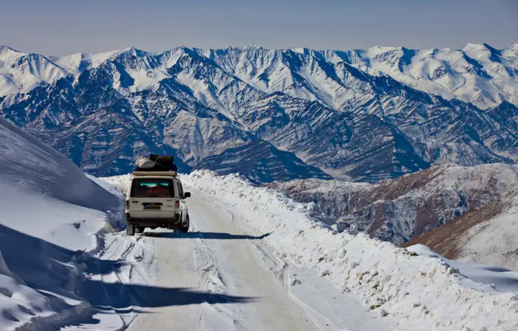 Voyage en Inde, au Ladakh : Route de montagne Jinchen Leh