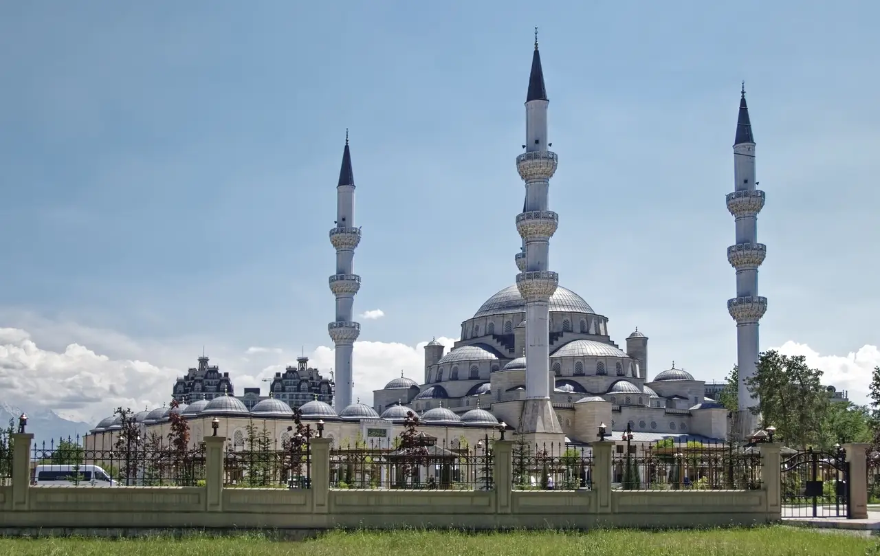 Voyage au Kirghizistan - Mosquée centrale de Bishkek