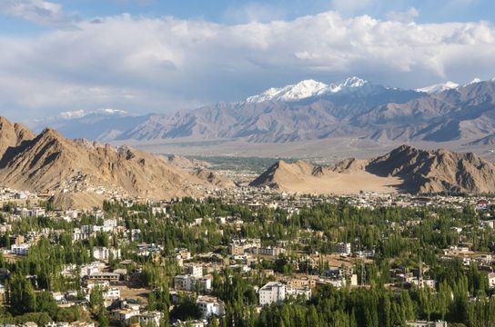Vue de Leh au Ladakh avec Shanti Travel