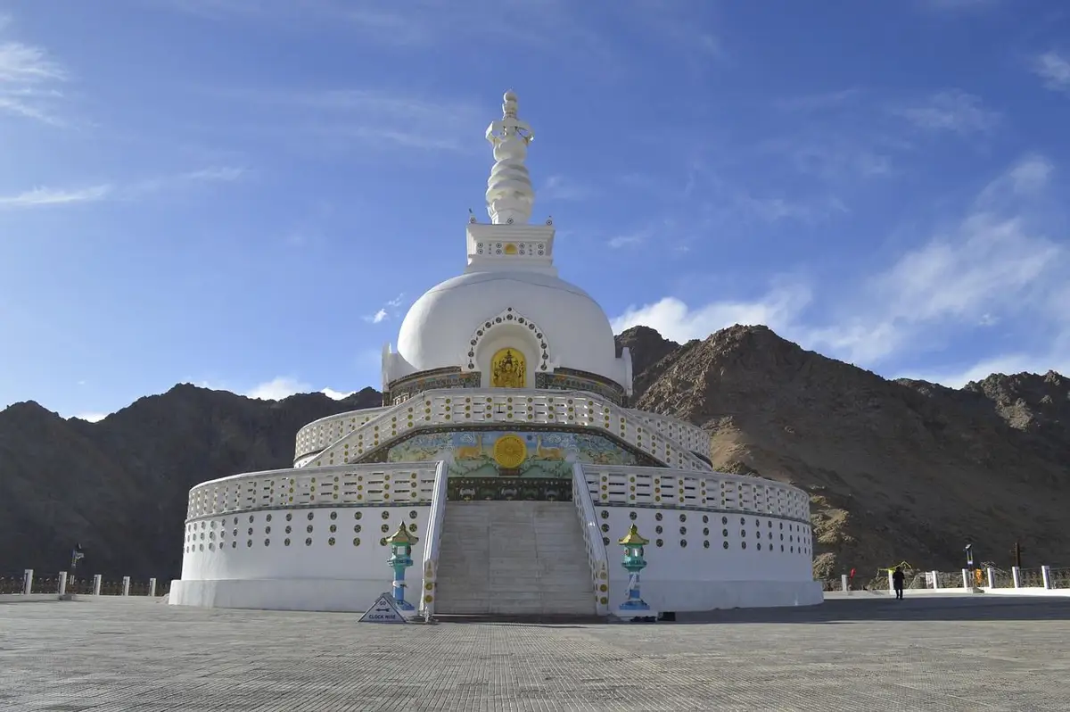 shanti stupa leh ladakh 