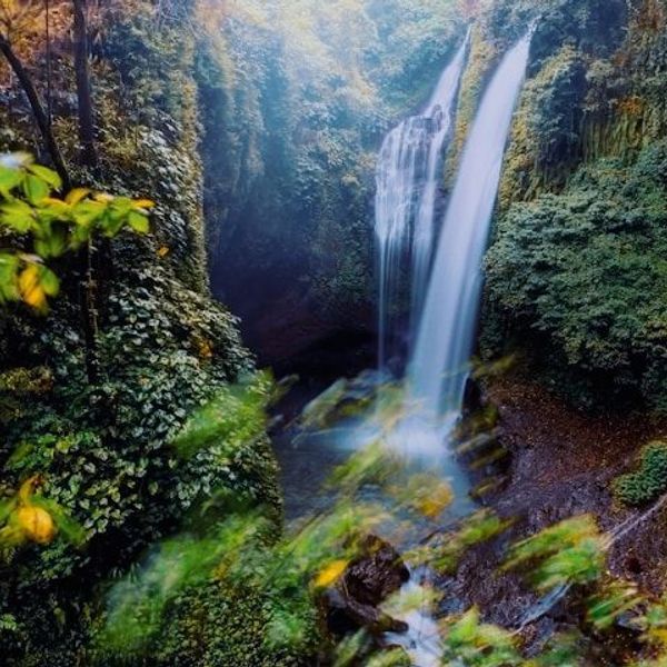 Besuch des Aling Wasserfalls in Bali