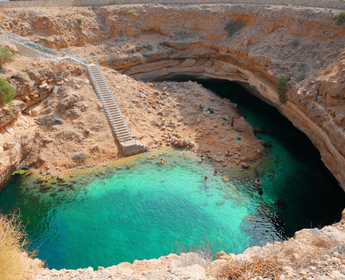 oasis-lunaire-fins-bimmah-sinkhole