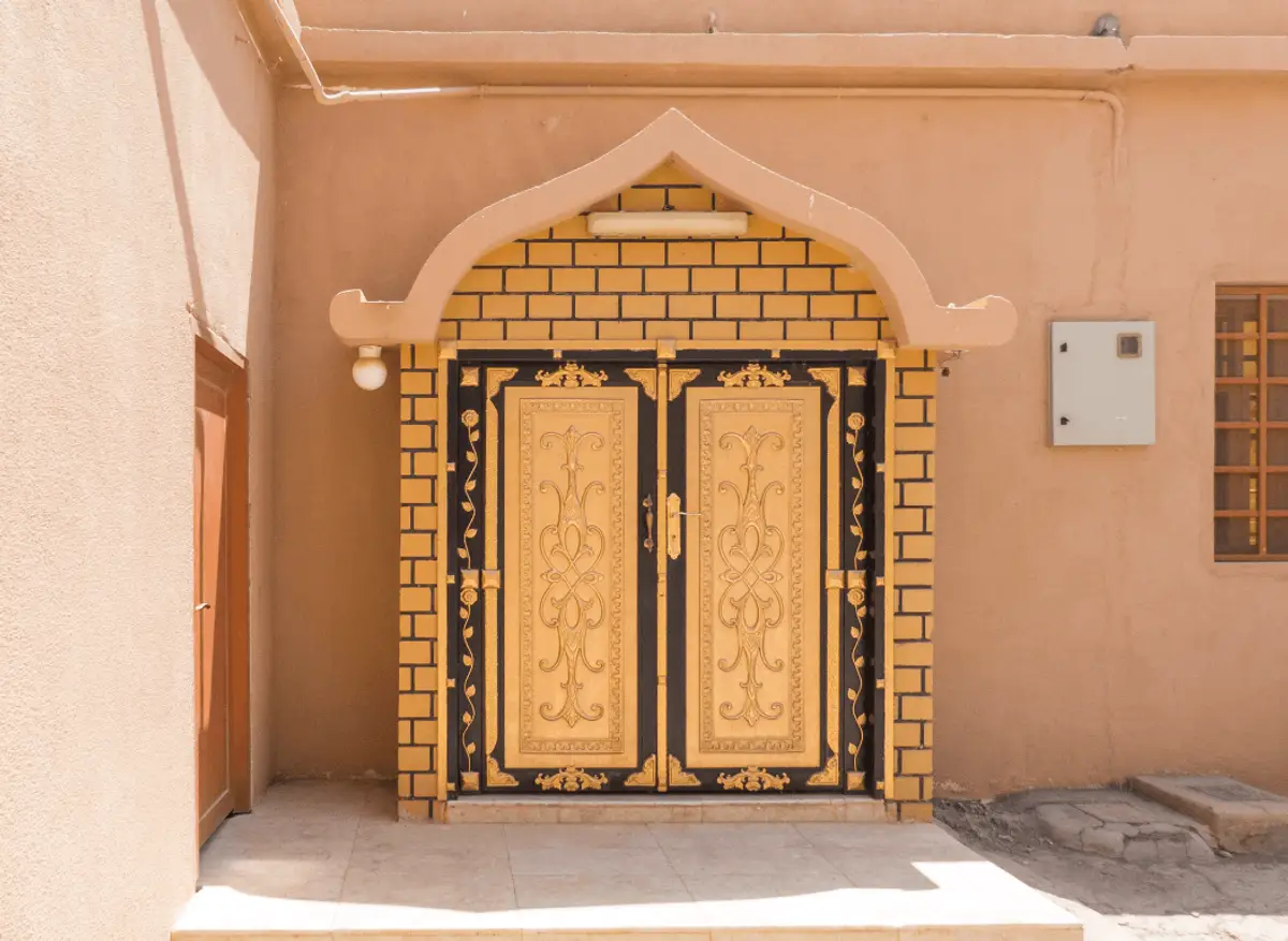 mascate-portail-doré-oman