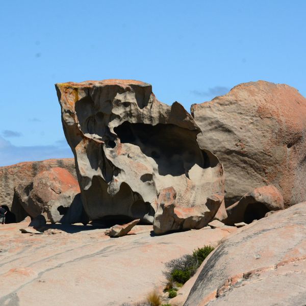 Formations rocheuses spectaculaires de Remarkable Rocks sculptées par le vent et l'érosion sur Kangaroo Island