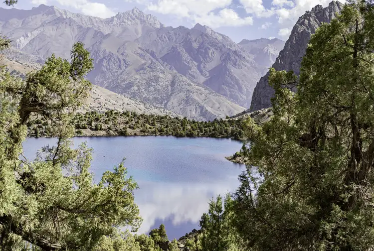 lac-tchoukrak-paysage-tadjikistan