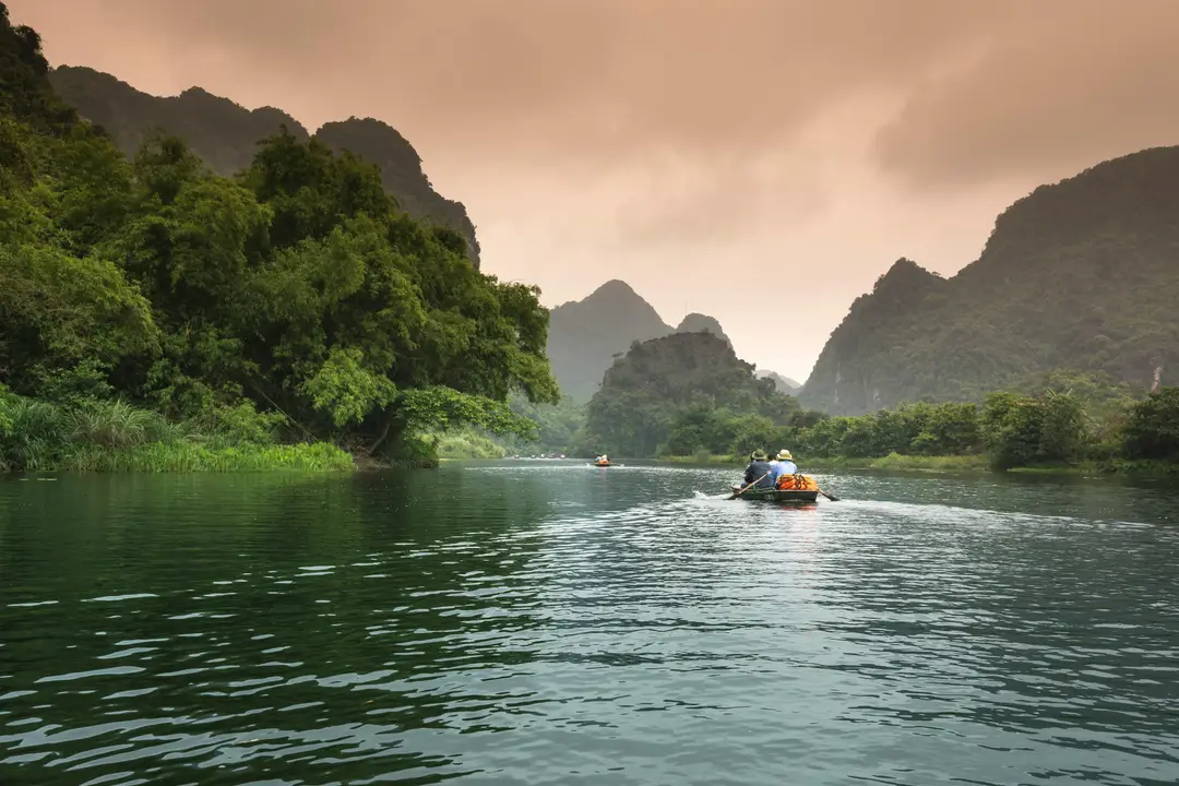 pexels-quang-nguyen-vinh-222549-2161449.jpg