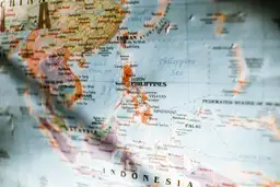 Voyage aux Philippines — Carte physique détaillée de l'archipel montrant les îles principales et les reliefs.