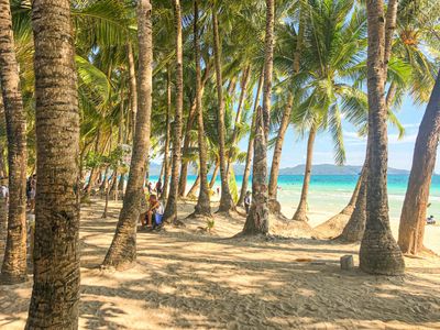 9 Reasons to Visit the Philippines