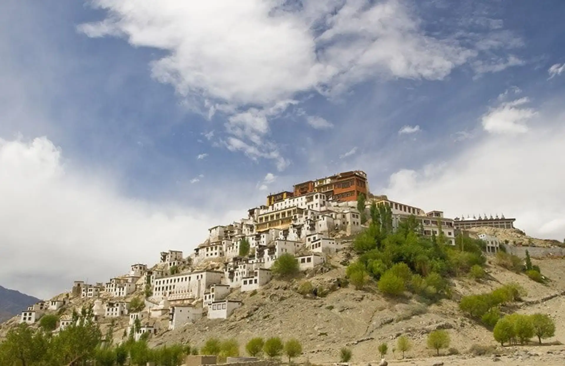 Travel in Asia - The Thikse Monastery (Thiksey Gompa) in Ladakh, India