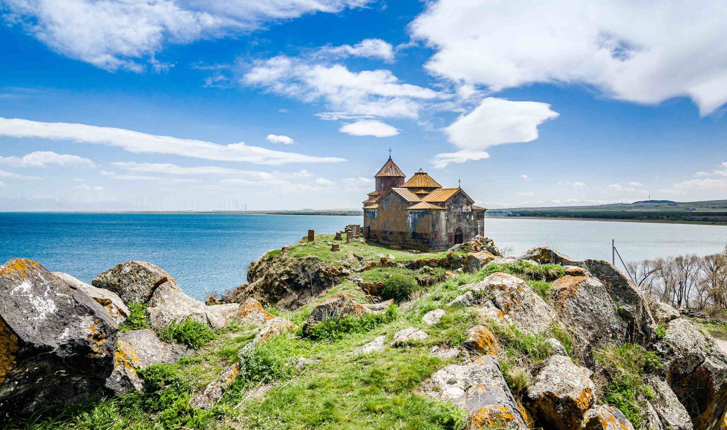 randonnee-mont-aragats-lac-sevan