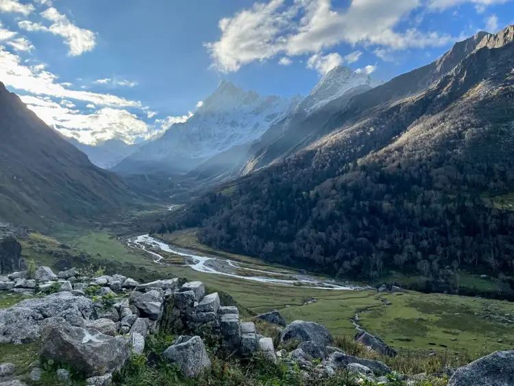 Paysage de montagne en Inde du nord 