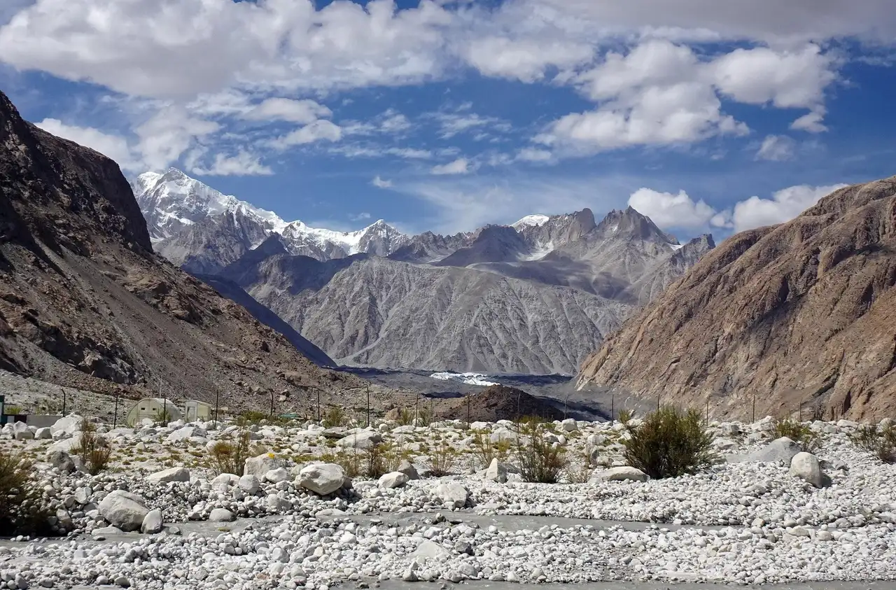 cover-mountain-leh-ladakh-shanti-travel