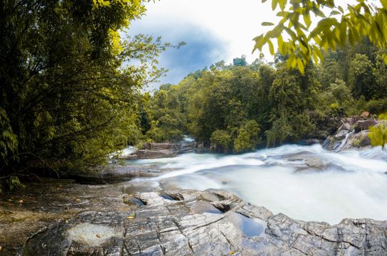 rafting a Kitulgala au Sri Lanka avec Shanti Travel