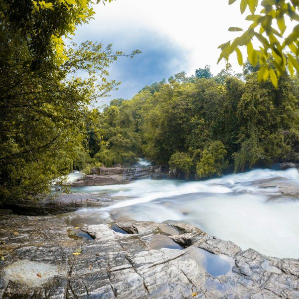 rafting a Kitulgala au Sri Lanka avec Shanti Travel