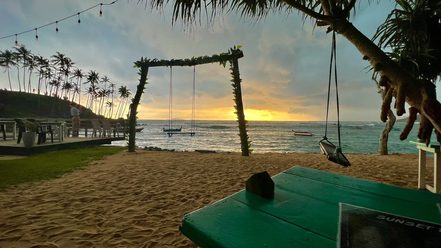 sri lanka - sunset - beach - sunrise - unsplash.jpg