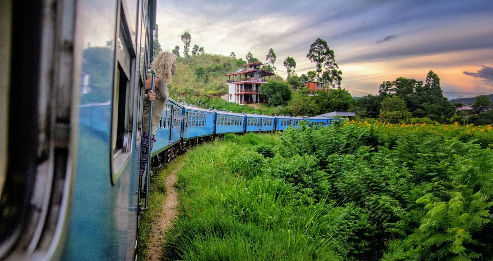 Sri Lanka Rundreise mit dem Zug durchs Hochland