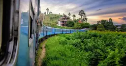 Sri Lanka Rundreise mit dem Zug durchs Hochland