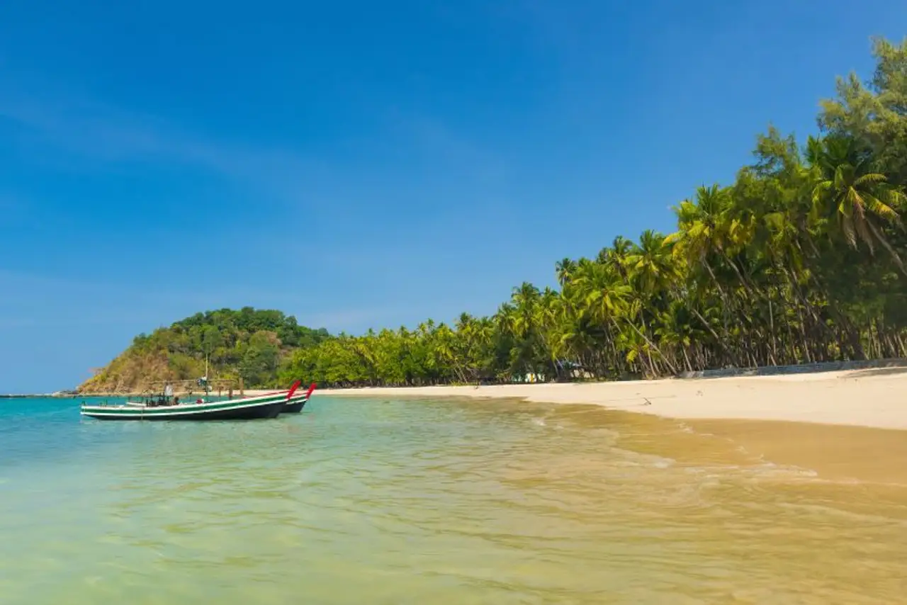 from-the-golden-rock-to-the-bay-of-bengal