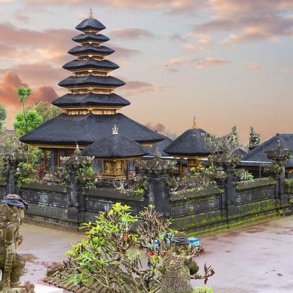 rice-fields-of-bali-to-komodo-dragons