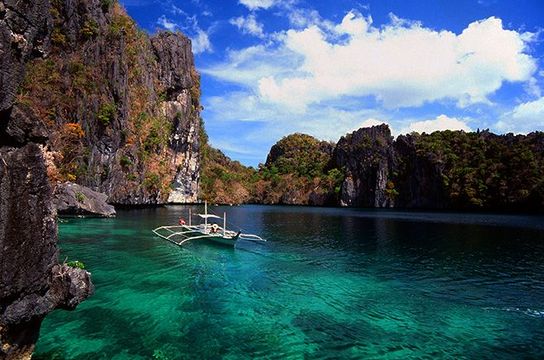 tropical-escape-to-palawan