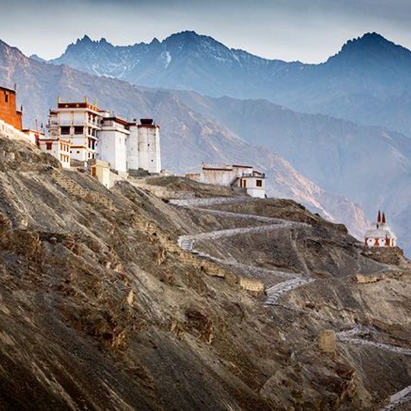 kingdoms-of-the-himalayas