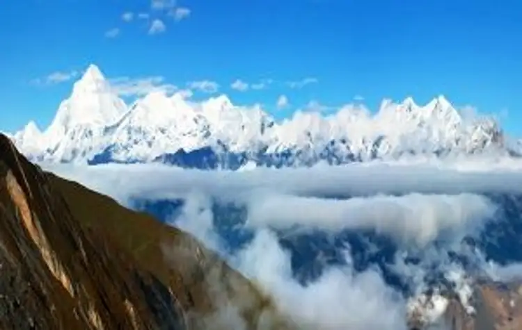 gokyo-and-the-everest-base-camp