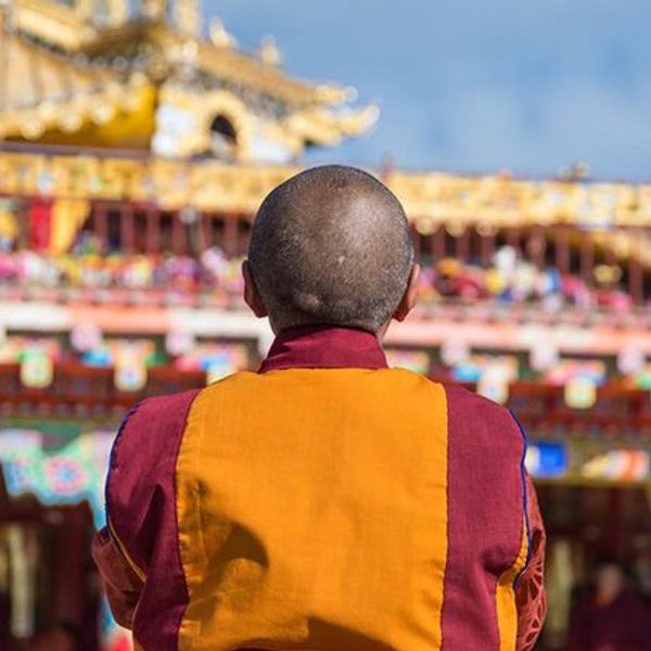 montagnes-monasteres-tibet-central