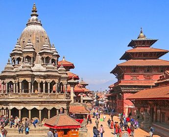 montagnes-monasteres-tibet-central