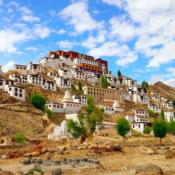 montagnes-monasteres-tibet-central