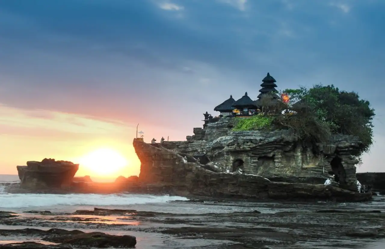 discovery-of-singapore-java-bali