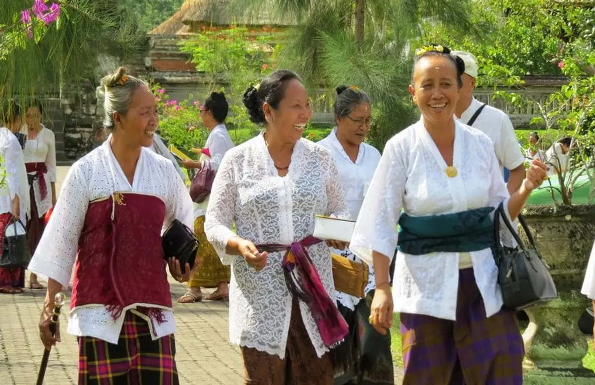 rice-fields-of-bali-to-komodo-dragons