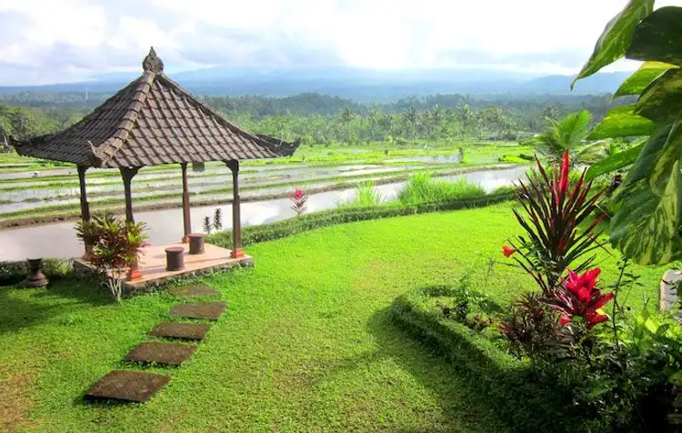 sidemen-weekend-break