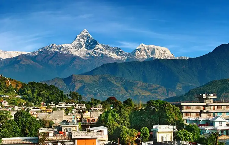 the-high-passes-of-the-everest